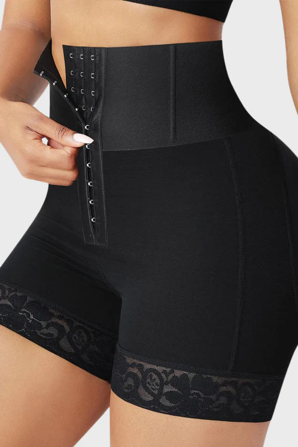 High-waisted shorts - NovaRopa™