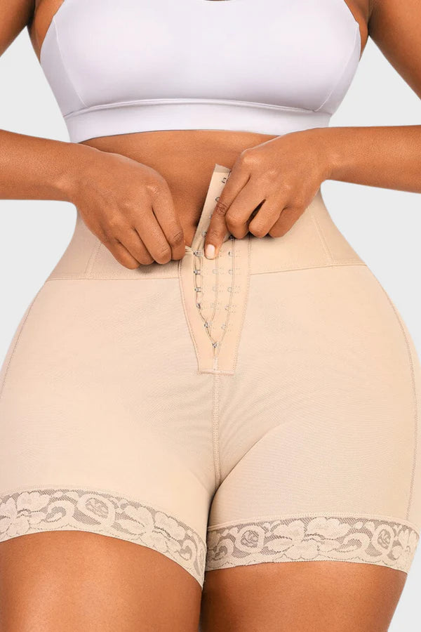 High-waisted shorts - NovaRopa™