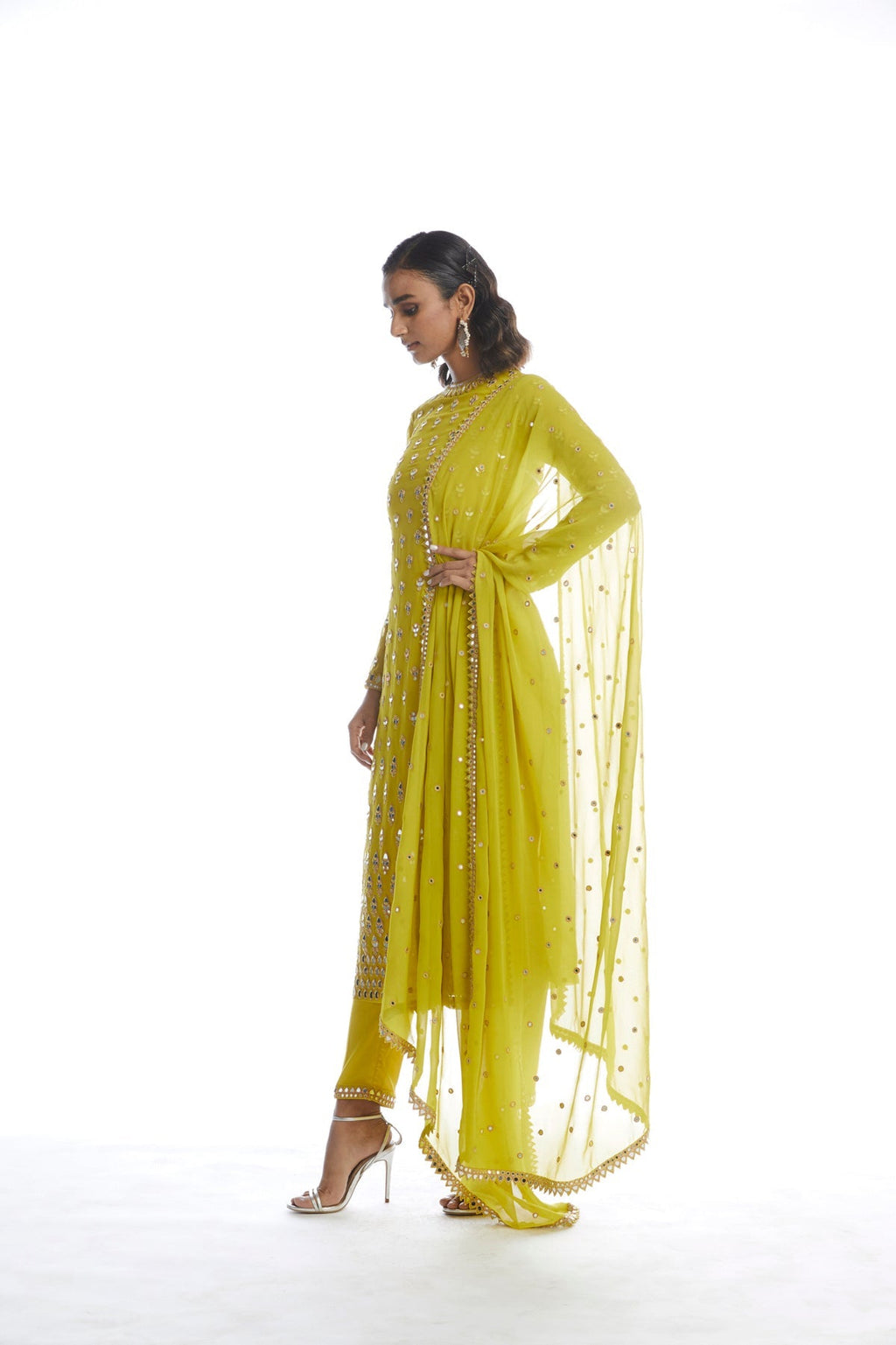 Mira Women's Kurta Set | Intricate Embroidery, Moss Green 1