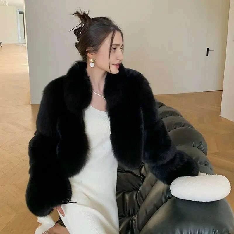 Quinn Women's Fox Fur Coat | Elegant Short Style 2
