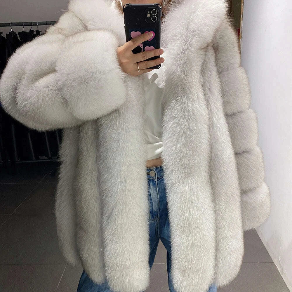 Yara Women's Fox Fur Jacket | Luxurious Warmth for Winter 10