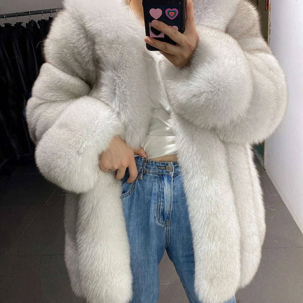 Yara Women's Fox Fur Jacket | Luxurious Warmth for Winter 4