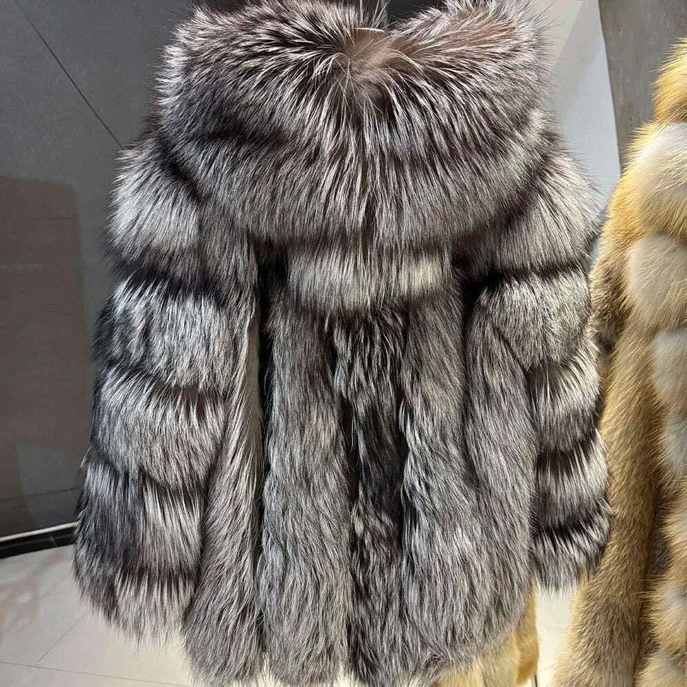 Yara Women's Fox Fur Jacket | Luxurious Warmth for Winter 5